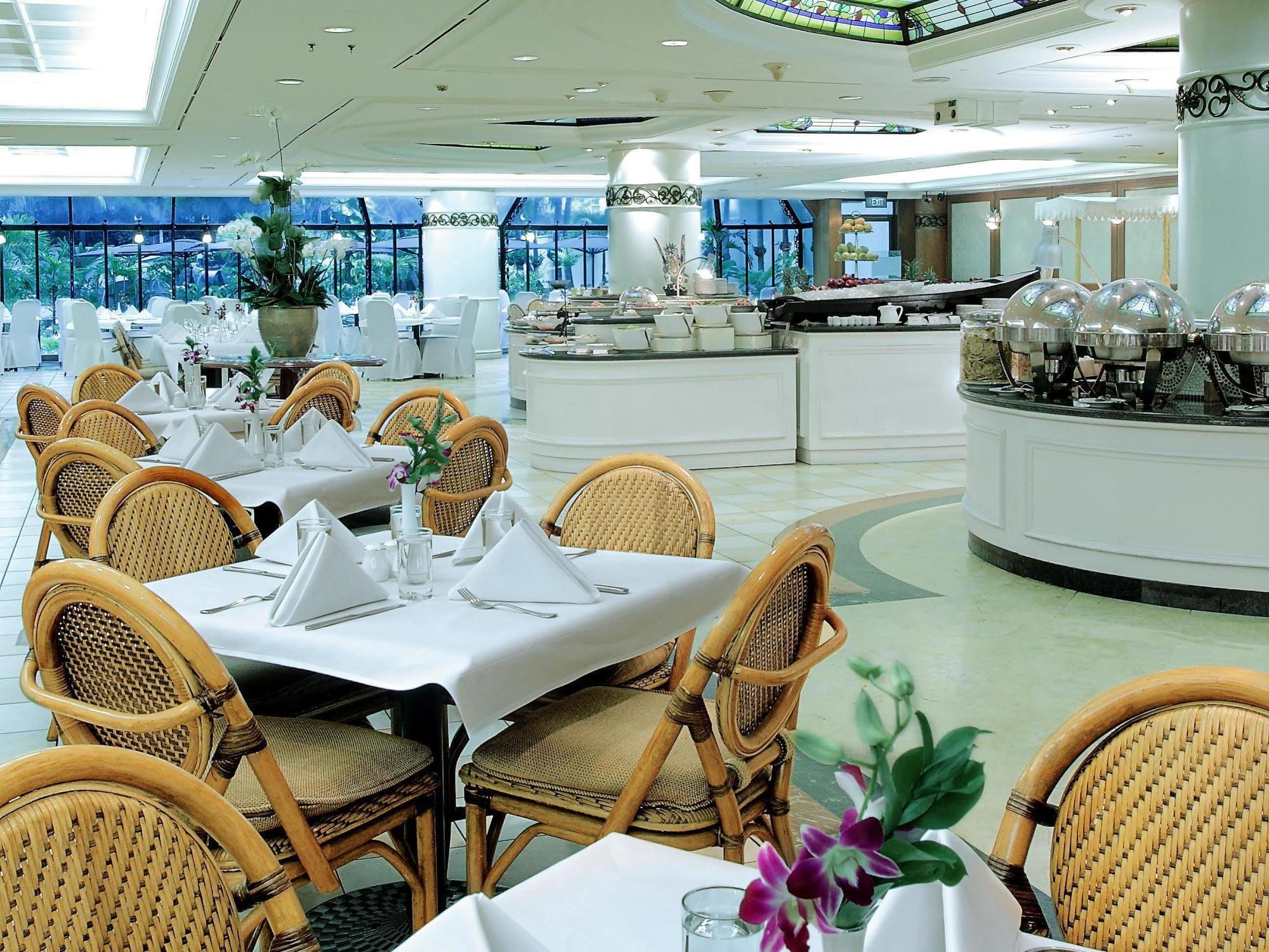 होटल Sari Pacific Jakarta, Autograph Collection 5*